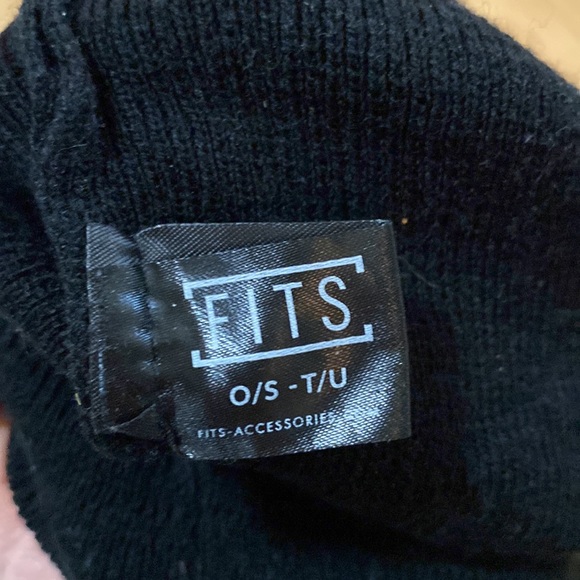 Toque Black - Picture 2 of 2